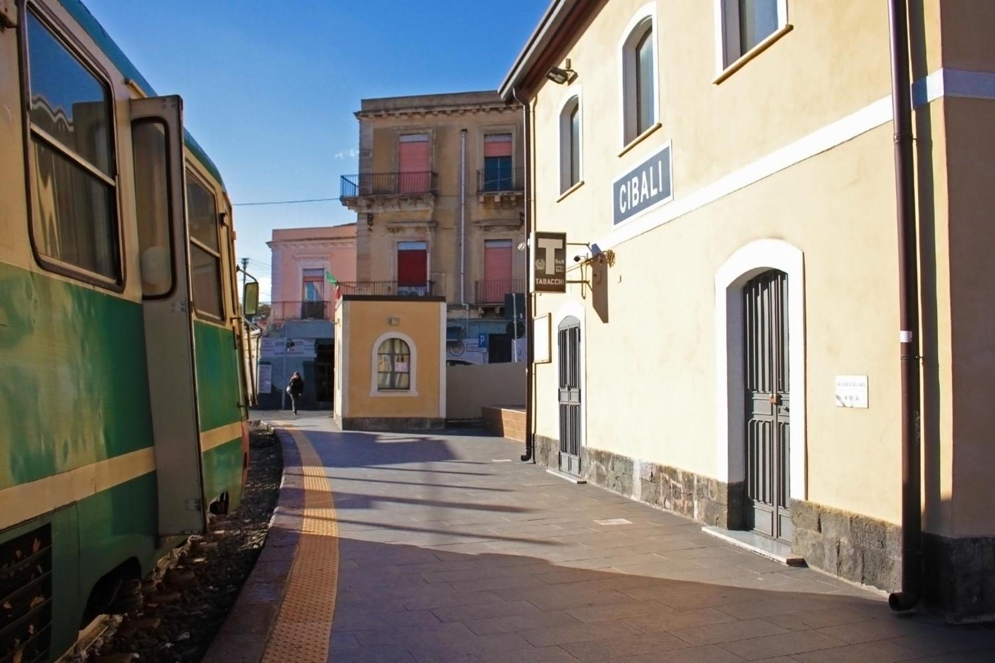 La Pietra Nera - Etna Home Catania Bagian luar foto